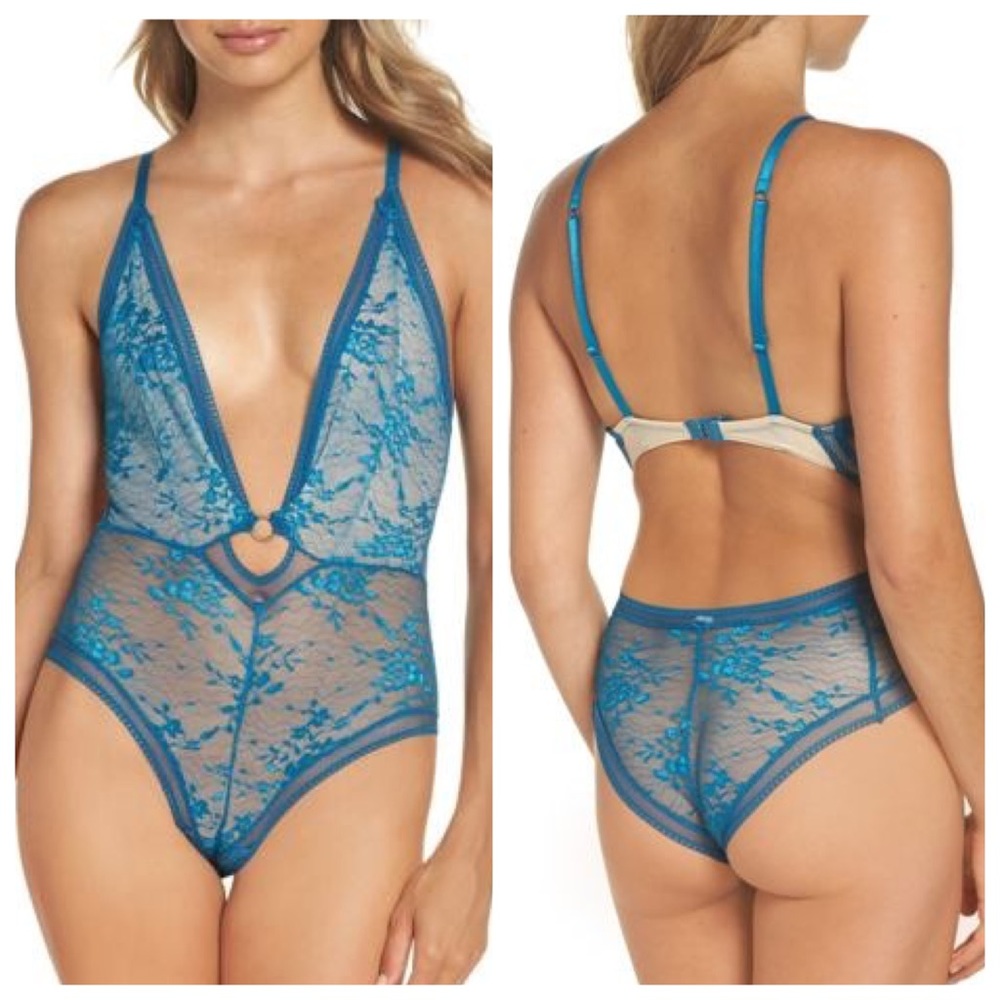 Free People No Trace Lace Bodysuit NWT ✨